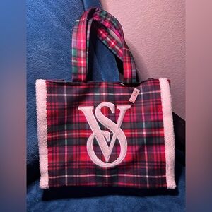 VS Plaid Tote